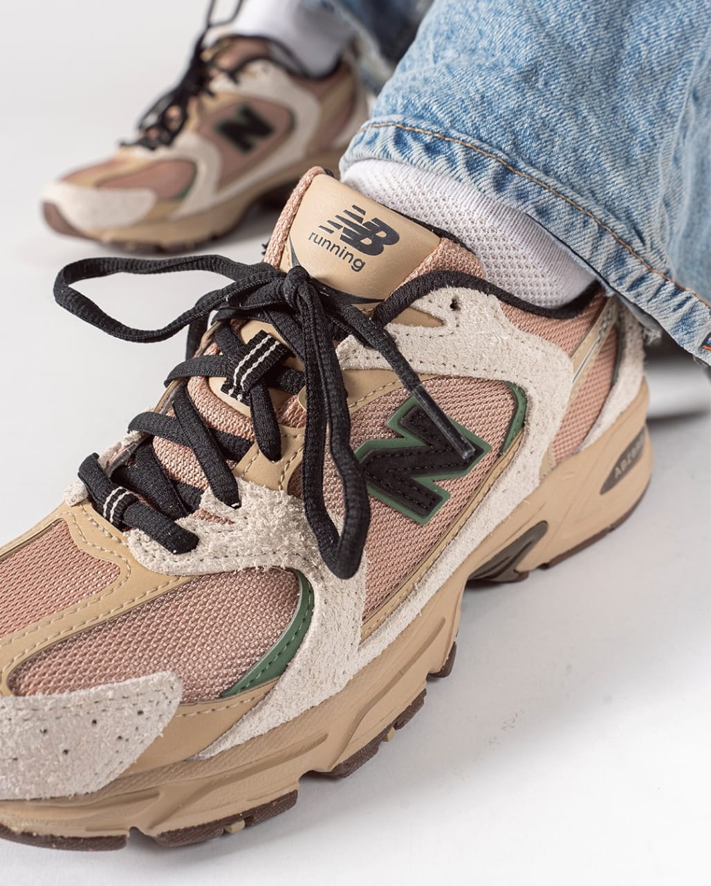 First-Copy Sneakers | Premium Quality at Low Price – thethings